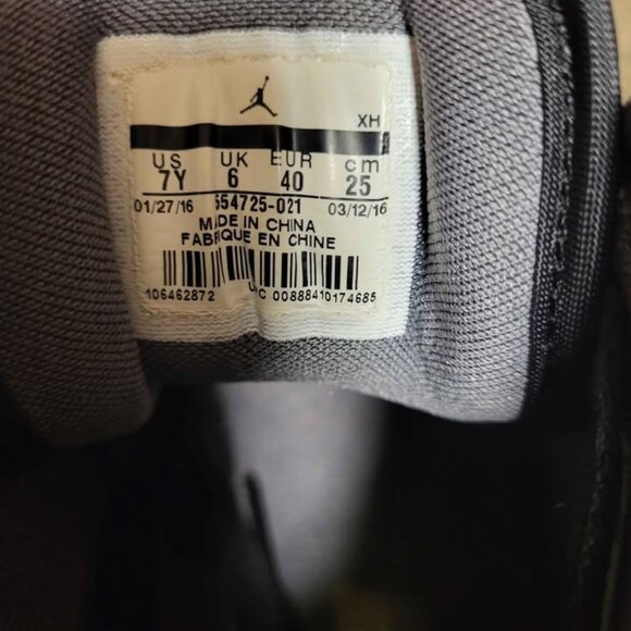 Nike Air Jordan 1 Mid Black on black Youth size 7 - Picture 2 of 6